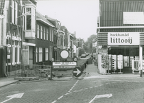 749 Wegwerkzaamheden in de Vlooswijkstraat te Terneuzen met rechts boekhandel Littooij