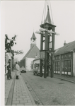 901 Verwijdering van de torenspits tijdens de renovatie van het Oude Raedthuys aan de Hoogstraat te Biervliet