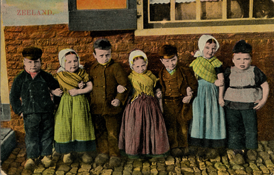 1496 'Zeeland.' Kinderen in Zeeuwse klederdracht