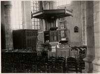 1695 Interieur van de St. Jacobskerk.