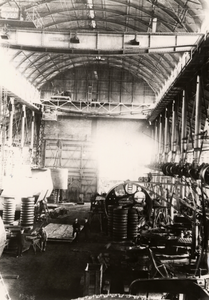 1884 De in 1881 gebouwde machinefabriek in Vlissingen. De ketelmakerij.