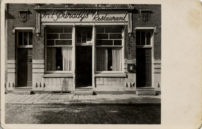 1970 'Café-Restaurant 'In 't Paradijs', Bellamypark 7 - Vlissingen'