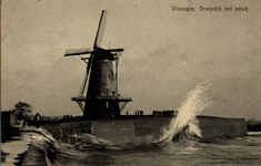 2380 'Vlissingen, Oranjedijk met molen'