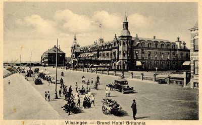 2448 'Vlissingen - Grand Hotel Britannia'. Boulevard Evertsen, hotel Britannia na de verbouwing