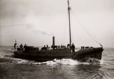 2560 Redeafhaalboot no.8, gebouwd in 1923