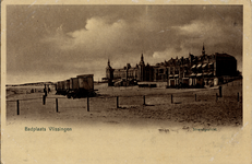 2832 'Badplaats Vlissingen. Strandgezicht.'Badstrand en Boulevard Evertsen met het Grand Hotel des Bains (later Britannia).