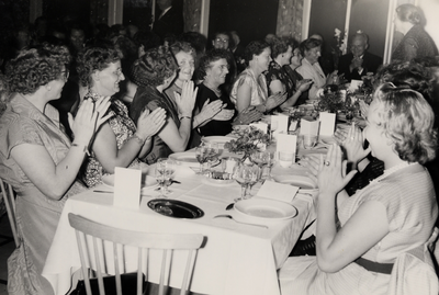 3352 25-Jarig jubileum van het ziekenhuis Bethesda, 1956. Op 6-9-1930 eerste steen gelegd door Mevr. E. Blum-De Niet. ...