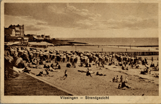 3498 'Vlissingen - Strandgezicht'Het badstrand met op de achtergrond Boulevard Bankert.