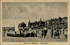 3584 'Strand en Zeebad - Vlissingen'Badstrand. Op de achtergrond Boulevard Evertsen met het Grand Hotel des Bains ...