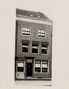 3761 P.J. Siegers en Zn., Nieuwendijk H 98