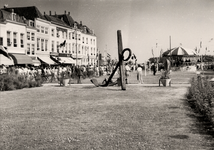 3813 Herdenking van de 350ste geboortedag van Michiel de Ruyter. Het Bellamypark tijdens de Ruyterfeesten te Vlissingen