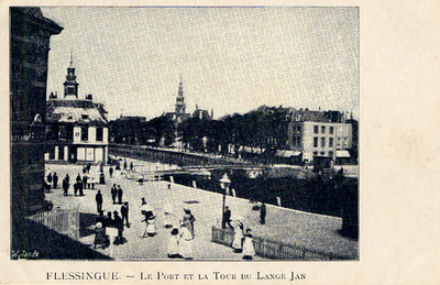 3822 'Flessingue. - Le Port et la Tour du Lange Jan' Vanaf de Boulevard gezicht op het Beursplein, de Voorhaven, ...