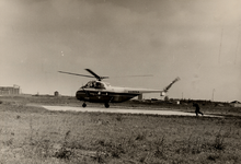 3908 Helicopterdienst Brussel, Knokke, Vlissingen, Zierikzee en Rotterdam van 18 mei tot 4 sept. 1955.In Rotterdam ...