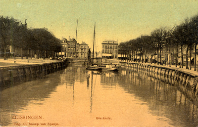4117 'Vlissingen. Bierkade.'De Koopmanshaven, Bierkade (links) en Bellamykade (rechts).Op de achtergrond ziet men de ...