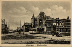 4184 'Vlissingen - Stationsplein'. Het Stationsplein en de Prins Hendrikweg met tram