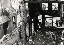 439 Grote brand op het Bellamypark in de nacht van zondag op maandag 16 januari 1967. De brand begon in café Oostende, ...