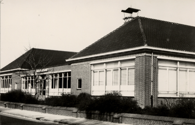 515 'Prot. Chr school 'De Burcht' Oost Souburg' Basisschool De Burcht, school met de bijbel in de Van Visvlietstraat