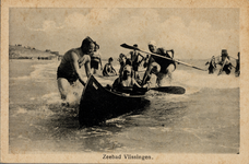 70 'Zeebad Vlissingen.' Zeebad voor het Vlissingse badstrand.