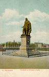5087 'Vlissingen. Standbeeld van Admiraal de Ruyter'Keizersbolwerk, Boulevard de Ruyter.