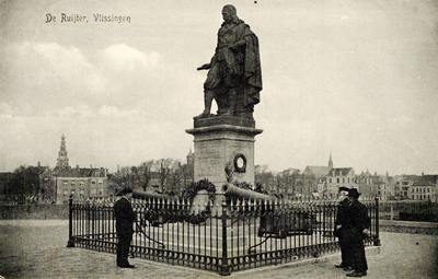 5158 'De Ruijter, Vlissingen'Standbeeld M.A. de Ruyter, Keizersbolwerk, Boulevard de Ruyter.