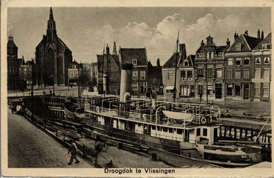 5436 'Droogdok te Vlissingen' Koninklijke Maatschappij de Schelde (KMS) in Vlissingen. In het dok een schip van de ...