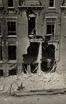 5475 Tweede Wereldoorlog. Paul Krugerstraat 5 en Paul Krugerstraat 7, bominslag op 24 april 1942