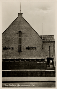 5527 'Oost-Souburg, Gereformeerde Kerk' De Gereformeerde kerk in de Kanaalstraat te Oost-Souburg. In gebruik genomen op ...