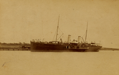 5564 Radermailboot van de Stoomvaartmij. Zeeland. Prinses Elisabeth , bouwjaar 1878. Uit dienst 1898. Het schip kwam op ...