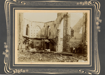 5729 De grote brand van de St. Jacobskerk en -toren op 5 sept. 1911. De toren brandde helemaal af. Op de foto de ruïne ...