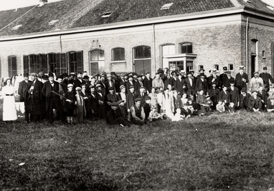 5958 Eerste Wereldoorlog. Russische vluchtelingen te Vlissingen, op een terrein aan de Prins Hendrikweg