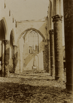 6125 Brand St. Jacobskerk 1911 (op 5 september). De ruine in het kerkgebouw na de brand. Achter tegen de muur het ...