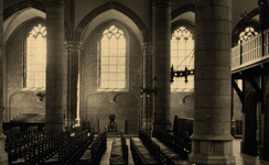 6141 Interieur van de St. Jacobskerk.