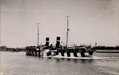 6240 Raderboot van de Stoomvaartmij Zeeland Met camouflagebeschildering tijdens de eerste wereldoorlog