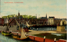 6390 'Visschersvloot. Vlissingen.' Voorhaven, De Ruyterplein, en Vissershaven. Op de achtergrond de Nieuwendijk