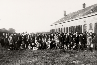 6447 Eerste Wereldoorlog. Russische vluchtelingen te Vlissingen, op een terrein aan de Prins Hendrikweg