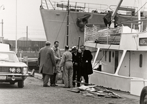 6467 Prins Rainier van Monaco bezoekt Vlissingen om zijn jacht 'Albecaro II' op te halen, dat vanaf 21 dec. 1963 in de ...