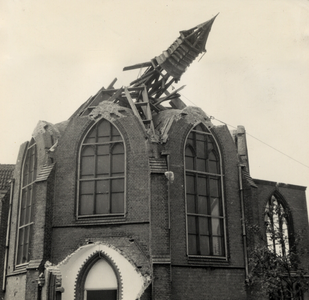 6894 De Engelse kerk aan de Paul Krugerstraat; ze werd op 4 jan. 1914 ingewijd en in 1963-1964 gesloopt. In 1919 werd ...