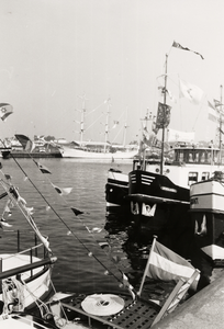 7315 De zeilmanifestatie Sail 94 Vlissingen, van 2-4 juli 1994. De zeilschepen, waaronder barken, schoeners en klippers ...