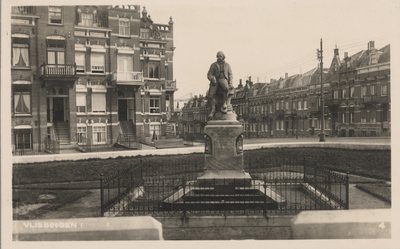 7458 'Vlissingen' Monument van Frans Naerebout.Standbeeld onthuld op 9 aug. 1919 op Boulevard Bankert. Beeldhouwer ...
