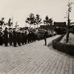 7465 Tweede Wereldoorlog. Op de Noorderbegraafplaats, begrafenis van Duitse militairen