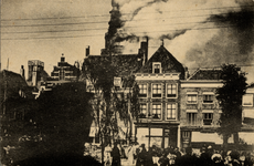 7476 'Groote brand te Vlissingen, 5 Sept. 1911 De toren in brand'Brand St. Jacobskerk.