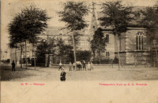 7631 'Vlissingen. Doopsgezinde Kerk en R.K. Weeshuis.'Doopsgezinde Kerk aan de Van Dishoeckstraat.