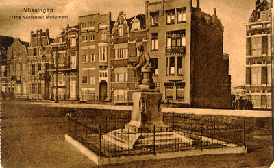 7698 'Vlissingen. Frans Naerebout Monument'Standbeeld onthuld op 9 aug. 1919 op Boulevard Bankert. Beeldhouwer A.G. v. Lom'