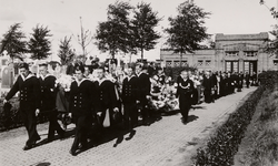 7702 Militaire begrafenisstoet op de Noorderbegraafplaats
