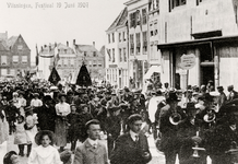 8211 Vlissingen, festival 19 juni 1907. Optocht in de Breestraat