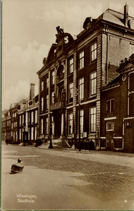 8418 'Vlissingen, Stadhuis' Stadhuis op de Houtkade (Van Dishoeckhuis, van 1818 tot 1965 als stadhuis in gebruik).