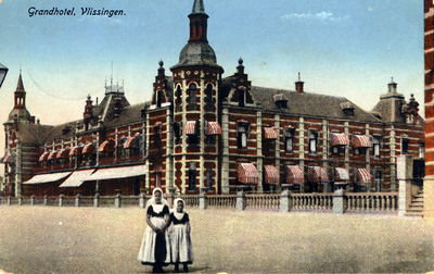 8871 'Grandhotel, Vlissingen'. Boulevard Evertsen, het Grand Hotel des Bains, op 2 juni 1886 officieel geopend (later ...