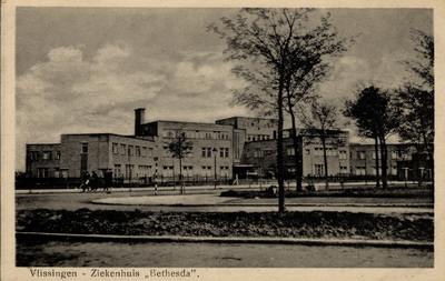 9433 'Vlissingen - Ziekenhuis 'Bethesda.' Ziekenhuis Bethesda aan de Koudekerkseweg, officieel geopend op 26 aug. 1931 ...