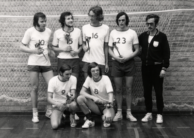 10037 Het herenteam van Dynamo '70, voor de 3e achtereenvolgende keer kampioen in de Zeeuwse basketbalcompetitie