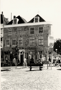 10060 Het voormalige hotel Goes, in 1986 veranderd in restaurant De Vissershaven